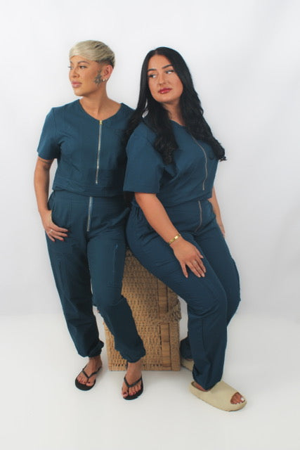 THE MARGO SCRUB SET (BLUE)